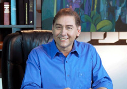 Juiz diz que não houve enriquecimento ilícito e inocenta Bernal