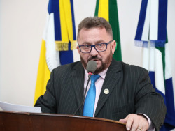 Vereador Laudir cobra melhorias para Jardim Guaicurus e Monte Líbano