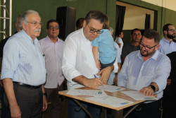 Alan Guedes autoriza licitações de mais de R$ 16 milhões de investimentos