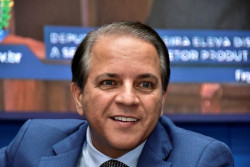 Com três afastados no TCE, deputado quer PEC para demitir conselheiro