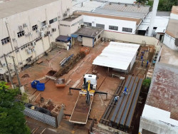 Empresa responsável por reforma propõe pagar R$ 421 mil à Câmara