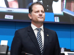 Renato Câmara pede ao Mapa para limitar importação do leite