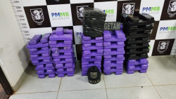 Casal é preso com quase 100 quilos de maconha em Dourados