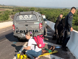 Policiais do DOF socorrem vítima de acidente na Serra de Maracaju