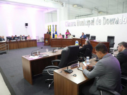 Com emendas, Câmara aprova projeto de Alan para dar desconto a devedores