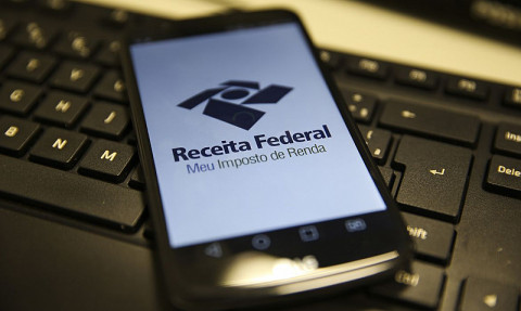 O extrato pode ser conferido no Centro de Atendimento Virtual (e-CAC) da Receita Federal. Imagem: (Agência Brasil)