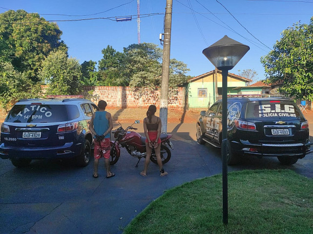 Casal estava com a motocicleta com registro de roubo em Fátima do Sul. Imagem: (Divulgação)