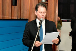 Renato apresenta PEC definindo estrutura de agentes da segurança viária