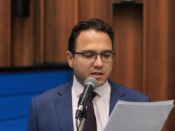 Vai à sanção projeto de Pedrossian Neto que beneficia assistência social