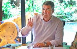 Riedel se reúne com senadores para defender interesses de MS