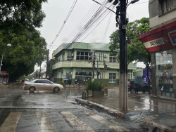 Outubro se despede com muita chuva em Dourados