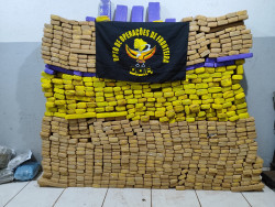 Polícia apreende veículo carregado com meia tonelada de maconha na Capital