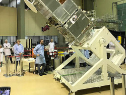 Produzido 100% no Brasil, satélite Amazonia-1 entrará em órbita dia 28