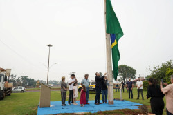 Prefeitura reinaugura Pavilhão Nacional derrubado por vendaval