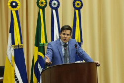 Câmara decide hoje sobre denúncia contra Diogo por furar toque de recolher