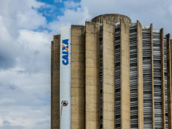 Caixa paga novo Bolsa Família a beneficiários com NIS de final 6