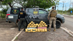 Duas bolivianas são presas pelo DOF com mais de 40 quilos de skunk