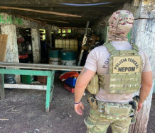 PF apreende combustível e prende três por contrabando em Corumbá