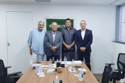 Delcídio vence disputa com Lídio e assume PRD em MS