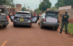 DOF apreende veículos carregados com cigarros e agrotóxicos