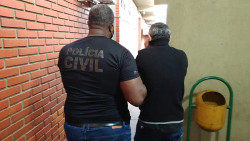 Segundo preso na manhã de hoje em Dourados durante Operação Luz da Infância. Imagem: (Adilson Domingos)