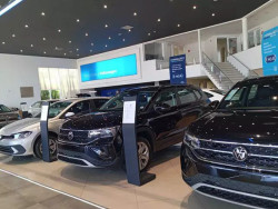 Taxas especiais e isenção de IPVA para carros novos agitam concessionárias