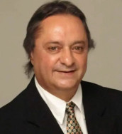 Vítima de câncer, jornalista Cícero Farias morre aos 69 anos