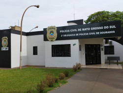 Dois homens são presos por assalto contra idoso de 75 anos