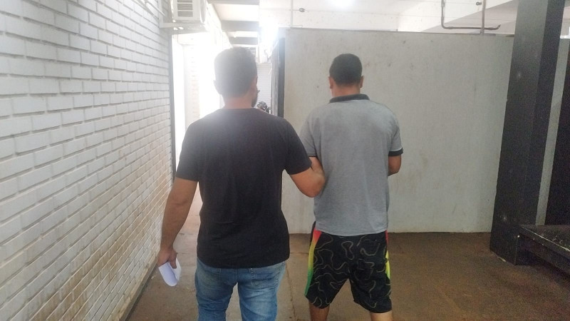 Foragido é Preso Com Arma E Drogas No João Paulo Ii Dourados Informa