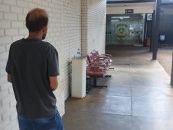 Homem que bateu em idoso para roubar celular é preso