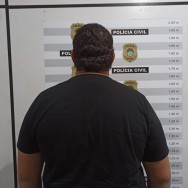 Estudante de medicina que matou a ex com 3 tiros se entrega à polícia