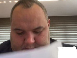 MPE denuncia empresário, pais, advogado e policial por golpes