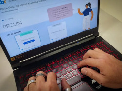 Prazo para comprovar dados do Prouni termina nesta terça-feira