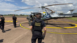 Chefe do clã do tráfico é levado de helicóptero a presídio federal