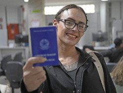 Dourados tem 359 vagas de emprego nesta segunda-feira