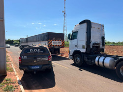 DOF apreende duas carretas com sinal de identificação adulterado