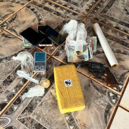 Homem é preso com arma e drogas na aldeia em Dourados