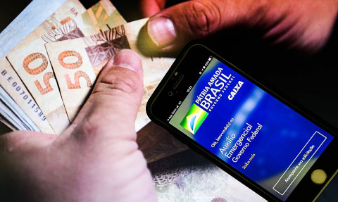 Neste ano, a nova rodada de pagamentos, durante quatro meses, prevê parcelas de R$ 150 a R$ 375 (Imagem: Agência Brasil)