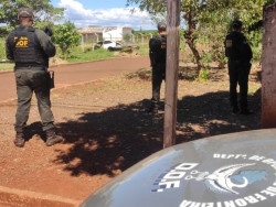 Assaltantes mortos tinham dinamite usado para explodir carro-forte