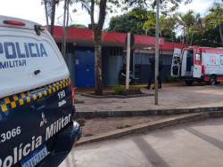 Mulher é atacada a golpes de enxada e internada em estado gravíssimo