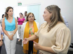 Ministra da Mulher pede apoio contra feminicídios