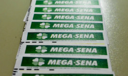 Mega-Sena sorteia neste sábado prêmio acumulado em R$ 56 milhões
