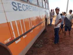 Moradores reclamam de estradas intransitáveis em município de MS