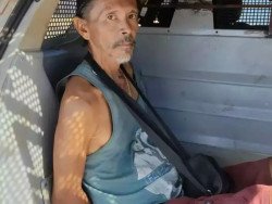 Chamado de feio, homem mata mulher e passa 2 dias com corpo em casa