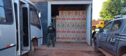 DOF fecha entreposto e apreende 77,5 mil pacotes de cigarro paraguaio