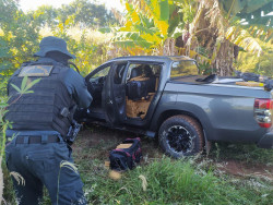 Motorista do tráfico abandona L200 com 1,4 tonelada de maconha