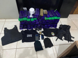 Polícia desarticula entreposto e prende ex-policial envolvido com tráfico