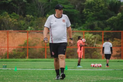 Costa Rica anuncia Alan George para sequência do Campeonato Brasileiro