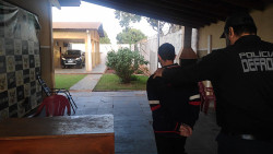 Caminhoneiro é preso com maconha sob carga de soja na fronteira