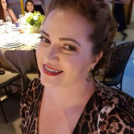 Corretora de 43 anos é encontrada morta e carro desaparece